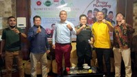 Hadir dalam konferensi pers tersebut yakni korlap aksi dari DPP Langkah Juang Rakyat (LAJUR) Martua Nainggolan, Aliansi Masyarakat Untuk Nawacita (ALMAUN) M. Rofiq Alamsyah, Pembela Kesatuan Tanah Air (PEKAT) Waketum Lisman Hasibuan, perwakilan dari Harmoni Muslim Nusantara Mario, dan kordinator Konfrensi Pers Sandri Rumanama serta beberapa elemen pemuda lainnya.