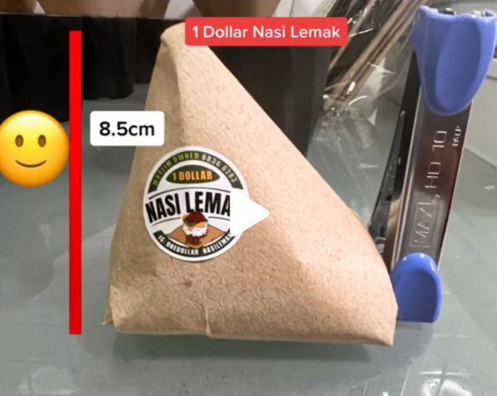 Harganya Hanya Rp 11 Ribu, Nasi Lemak Ini Laris Diincar