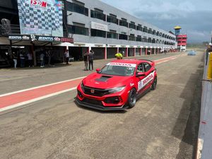3 Pebalap Honda Racing Naik Podium Putaran Pertama ISSOM 2023