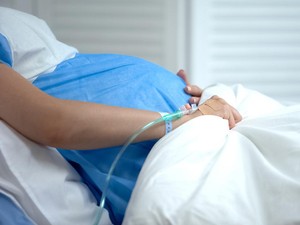 Bukan Kembar, Wanita Ini Konon Hamil Lagi Pasca 4 Minggu Mengandung Bayi Pertama
