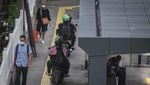 Jalan Gatsu Macet Sih, tapi Motor Nggak Lewat Trotoar Juga Kali!