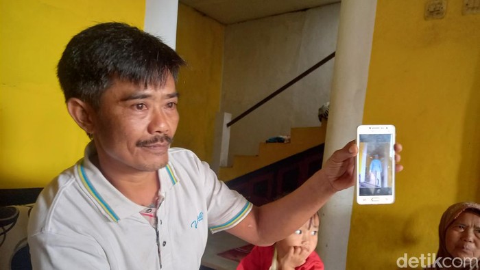 Juju Junaedi (46) suami korban ibu hamil yang meninggal dunia diduga tidak dilayani oleh RSUD Ciereng Subang.