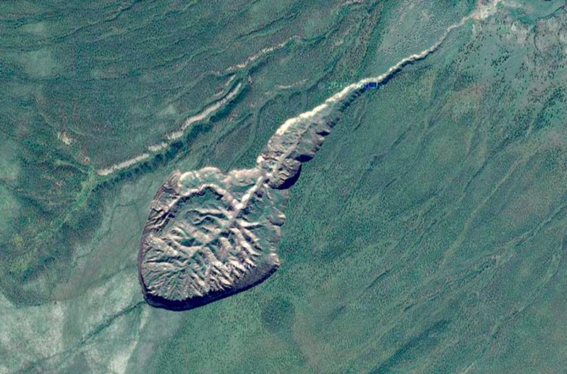 Kawah Batagaika di Siberia terus melebar.