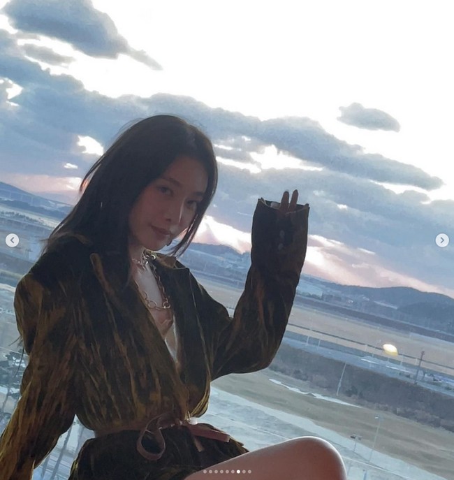 Pengakuan Kim Hieora kini viral di forum online. Aktris 33 tahun itu pun menuai pujian karena totalitasnya tampil tanpa bra. Foto: Instagram