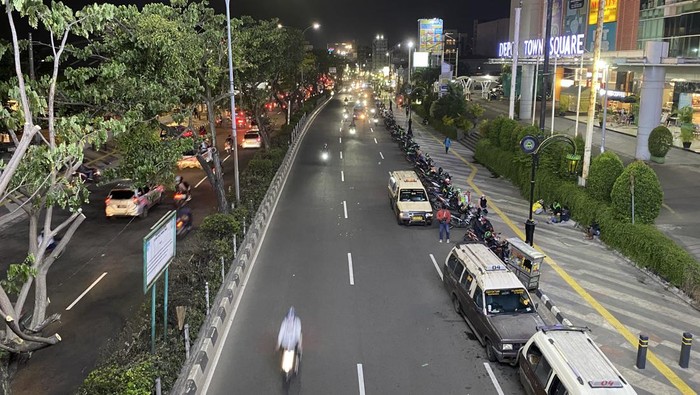 Lalin di Margonda Depok arah Jakarta ramai