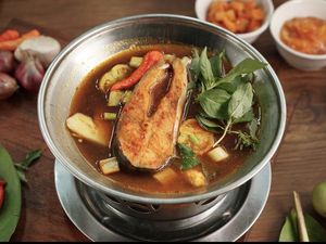 Di 5 Resto Palembang Ini Bisa Cicip Pempek hingga Pindang Patin Sedap