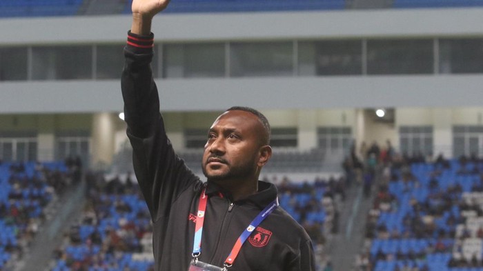 Manajer Persipura Jayapura Yan P Mandenas.