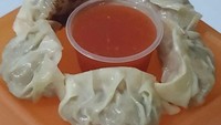 Cari kuotie enak di sekitar Matraman? Bisa jajan kuotie shantung di Dapur Mama Nina yang ada di Jalan Tegalan. Harga kuotie isi ayam sayur mulai dari Rp 19.500 isi 5. Foto: Dapur Mama Nina