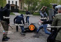 Meme MU dibantai Liverpool