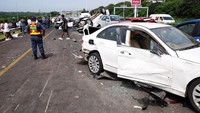 Belum diketahui penyebab kecelakaan tersebut.