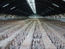 10 Penemuan Arkeologi Paling Aneh, Bikin Overthinking