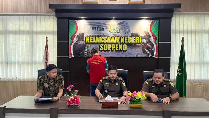 Penetapan tersangka baru korupsi pemeliharaan jalan di Soppeng.