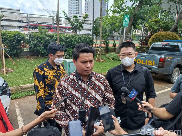 Pengacara AG, Mangatta Toding Allo di Polda Metri Jaya