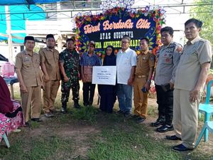 Panglima TNI Beri Santunan Rp 100 Juta ke Orang Tua Praka Jumardi Korban KKB