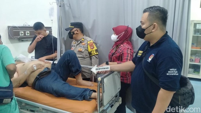 Polisi di Palembang, Sumsel ditikam saat beli roti.