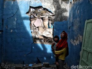 204 Warga Masih Mengungsi Imbas Kebakaran Depo Plumpang