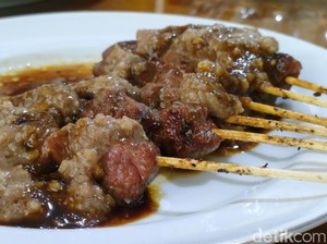 Eksis Sejak 80-an, Rasa Sate Matuh di Garut Bikin Nyaman