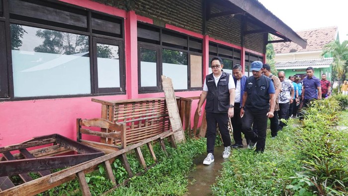 Sekdaprov Jatim Adhy Karyono