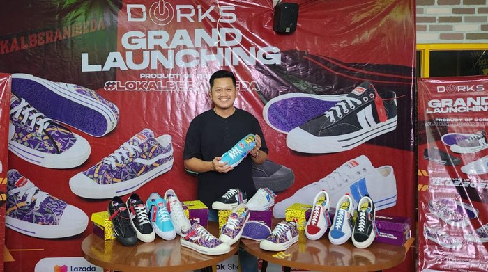Sepatu Made in Tangerang Laris di Singapura, Pria Ini Kantongi Miliaran/Bulan!