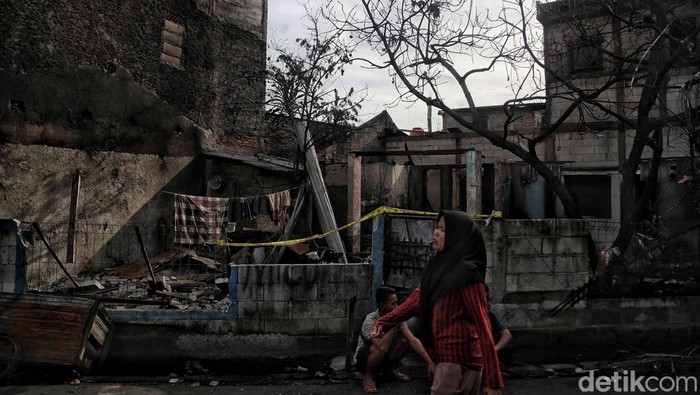 Pemerintah berencana merelokasi Depo Pertamina Plumpang atau warga sekitar pascakebakaran yang menewaskan 19 orang.