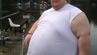 Casey King (38) mampu menurunkan berat badan hingga 272 kg. Dikutip dari New York Post, pria yang awalnya memiliki bobot hingga 383 kg itu menjalani latihan intensif dan diet selama 4 tahun. (Foto: Instagram @_caseyking_)