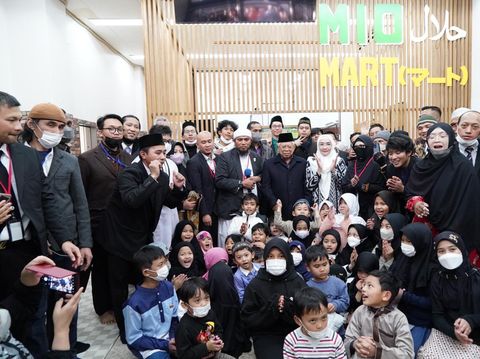 Wapres Ma'ruf Amin Resmikan Masjid Istiqlal Osaka