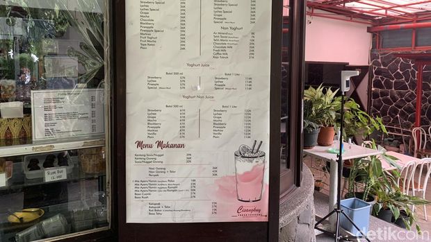 Yoghurt Cisangkut, kuliner legendaris di Kota Bandung