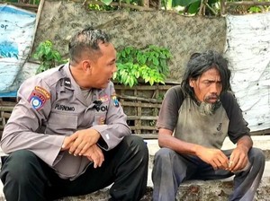 Kisah Aipda Purnomo Abdikan Diri Rawat Ratusan ODGJ hingga Anak Telantar