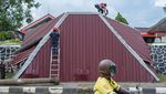 Atap Kantor Telkom di Kendari Rusak Gegara Angin Puting Beliung