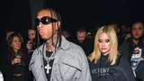 Avril Lavigne dan Tyga Kepergok Ciuman, Pacaran?