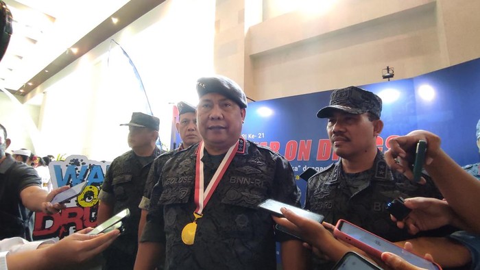 Kepala BNN Komjen Pol Petrus Reinhard Golose memberikan keterangan kepada wartawan usai acara gemakan War On Drugs, di Nusa Dua, Badung, Selasa (7/3/2023).