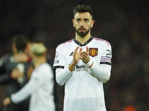 Ten Hag Bela Bruno Fernandes yang Dicap Tak Layak Jadi Kapten MU