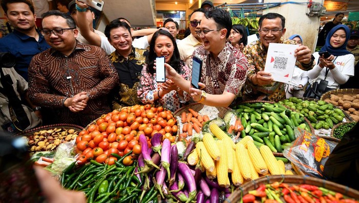 Dorong Ekosistem Digital di Pasar Tradisional Bank BTN terus melakukan ekspansi ke pasar-pasar tradisional guna mengimplementasikan digitalisasi pasar lewat BTN Mobile yang juga memperkuat sistem pembayaran dan inklusi keuangan.