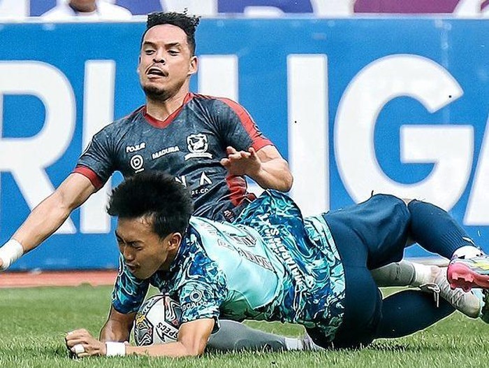 Duel antara PSIS Semarang lawan Madura United pada pekan 29 Liga 1 2022/2023 di Stadion Jatidiri, Semarang, Selasa (7/3/2023).