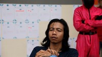 Salah satu peserta yang mengikuti lomba melamun ini mengatakan, karena ingin mencoba kesurupan dan selaras dengan alam semesta.