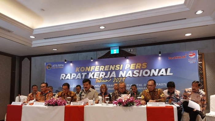 Konferensi Pers Menteri ATR (Kepala BPN) Hadi Tjahjanto/Shafira Cendra Arini-detikcom