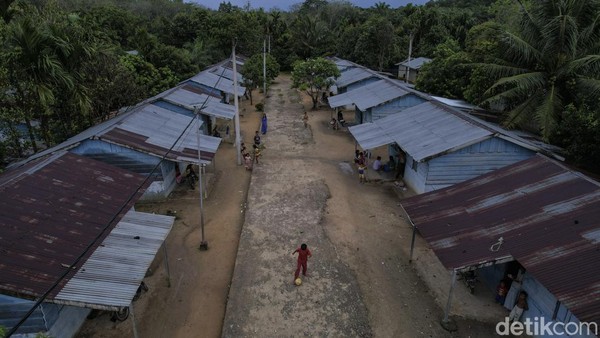 SAD akan berjalan kaki melintasi hutan, kota, hingga provinsi sampai kesedihan mereka sirna. Untuk waktunya sendiri tak dapat dipastikan, tergantung seberapa lama mereka dapat menghilangkan rasa sedih. Dalam sejumlah kasus, ada juga yang melangun hingga bertahun-tahun.  