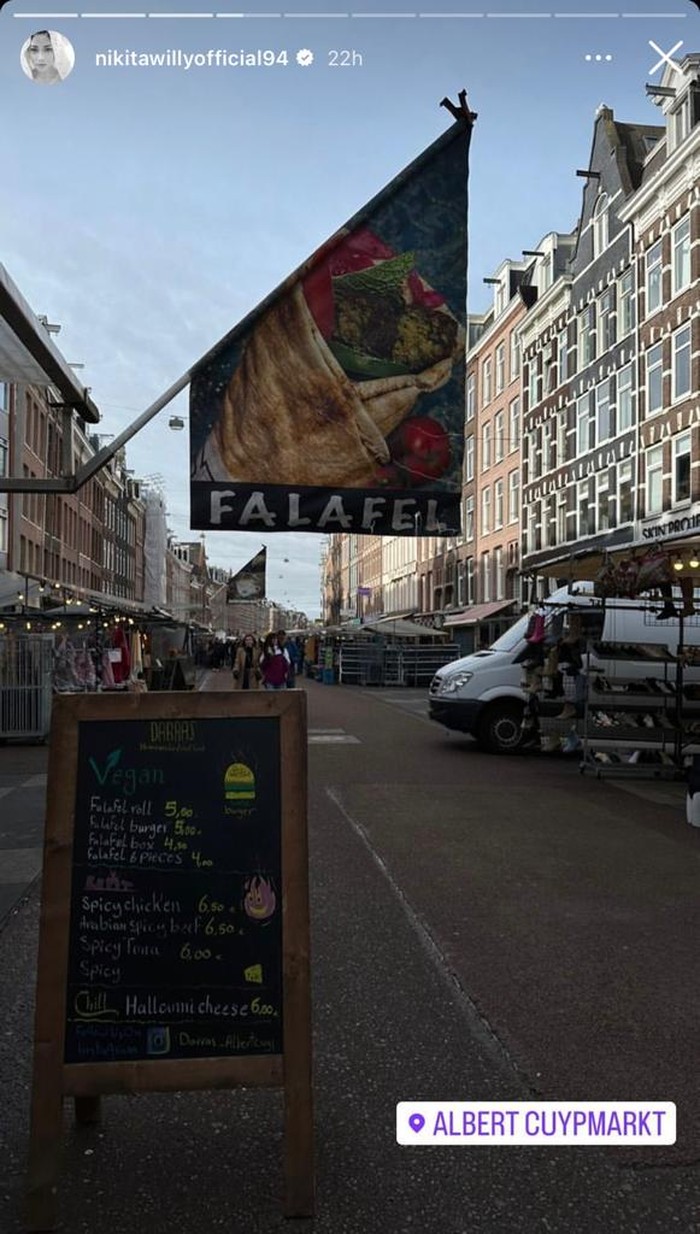 Nikita Willy Puas Jajan di Albert Cuyp Market Amsterdam, Ini Menunya! Nikita Willy Puas Jajan di Albert Cuyp Market Amsterdam, Ini Menunya!
