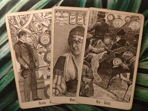 Pembacaan Kartu Tarot Septi.