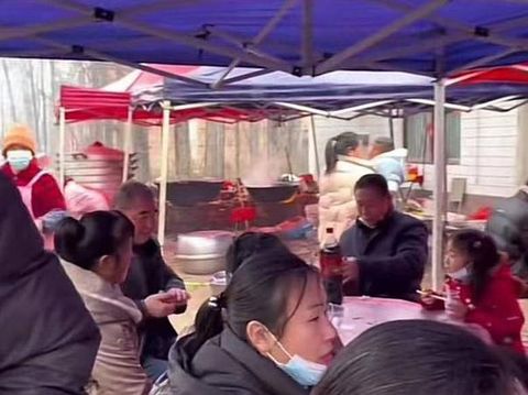 Pernikahan viral di Vietnam