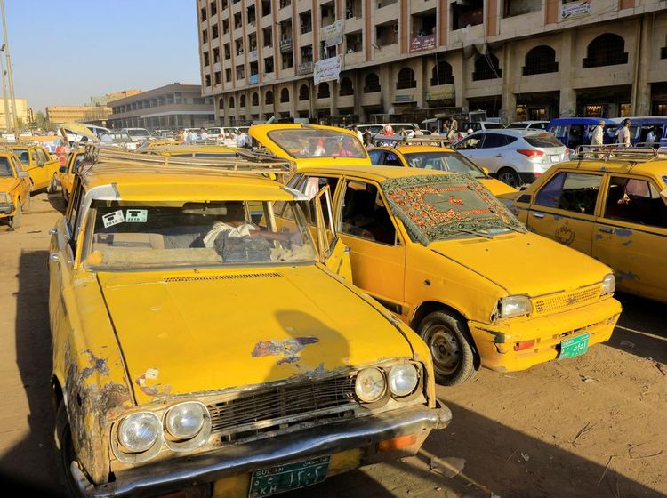 Potret Taksi Kuning Sudan yang Tergerus Zaman