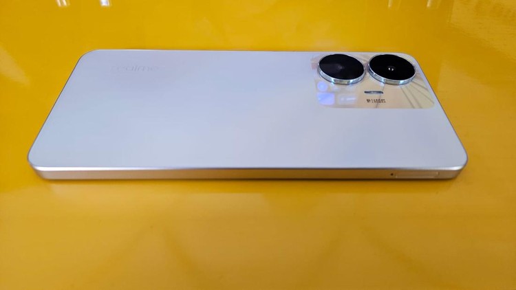 Realme C55