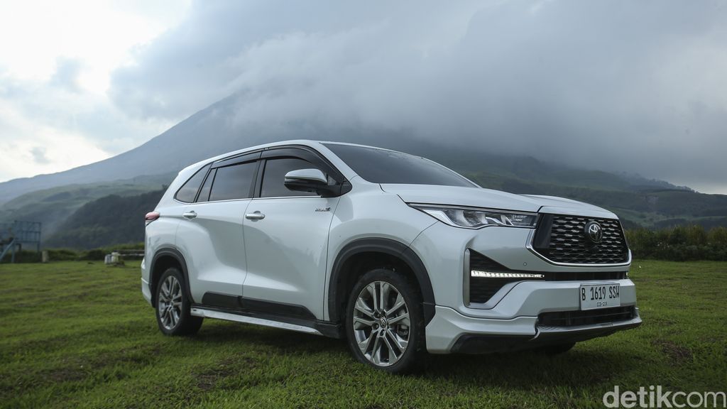 Road Trip Kijang Innova Zenix Jelajah Sumatera