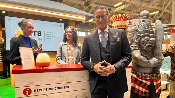 Menparekraf Sandiaga Uno saat menghadiri pameran pariwisata ITB Berlin, Selasa (7/3/2023).