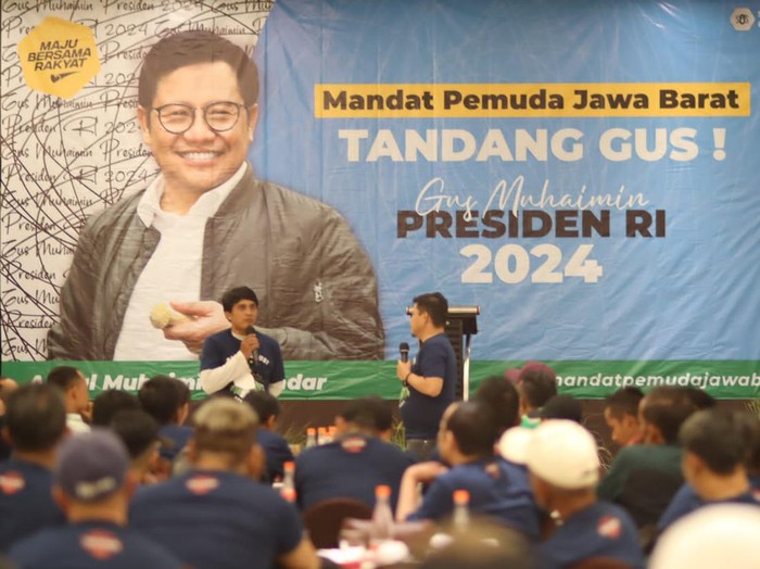 Sekelompok pemuda Jabar saat berkumpul di Kabupaten Bandung dalam memberikan pesan kepada Cak Imin, Selasa (7/3/2023).