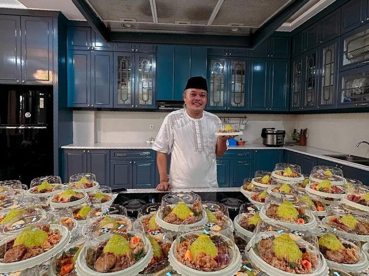 Sule Hobi Nongkrong, Ini Momen Kulinernya Bareng Baim Wong dan Nunung