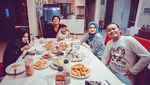 Sule Hobi Nongkrong, Ini Momen Kulinernya Bareng Baim Wong dan Nunung