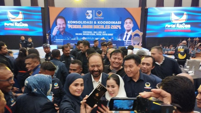 Ketua Umum Nasional Demokrat (NasDem) Surya Paloh saat membuka Agenda Koordinasi dan Konsolidasi Pendalaman Bacaleg Pemilu 2024, Selasa (7/3/2023).