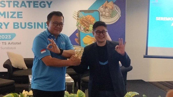 Tjahjono Haryono (kanan) Ketua Apkrindo Jatim