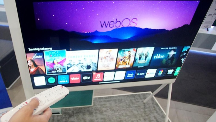 TV Oled Dengan Nuansa Seni Tinggi Hadir di Indonesia Penantian publik Indonesia akan hadirnya LG Posé terjawab sudah. Akhir tahun lalu PT. LG Electronics Indonesia (LG) resmi memasarkan TV OLED terbarunya.